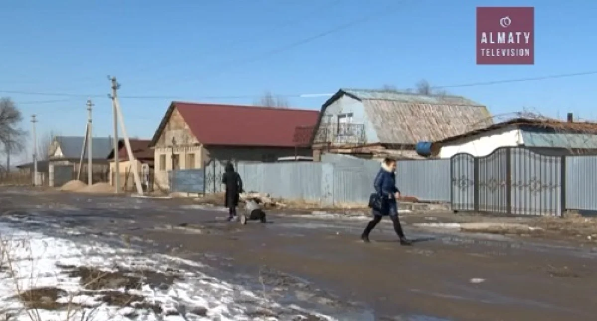 «Жаңа Арна» ауылы ауыз су және медициналық көмекке жарымай отыр