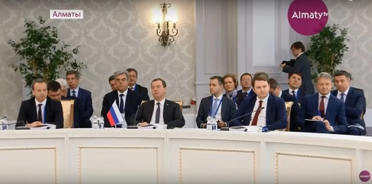 ЕЭО-қа мүше мемлекеттердің азаматтары бес елде емін-еркін жұмыс істей береді