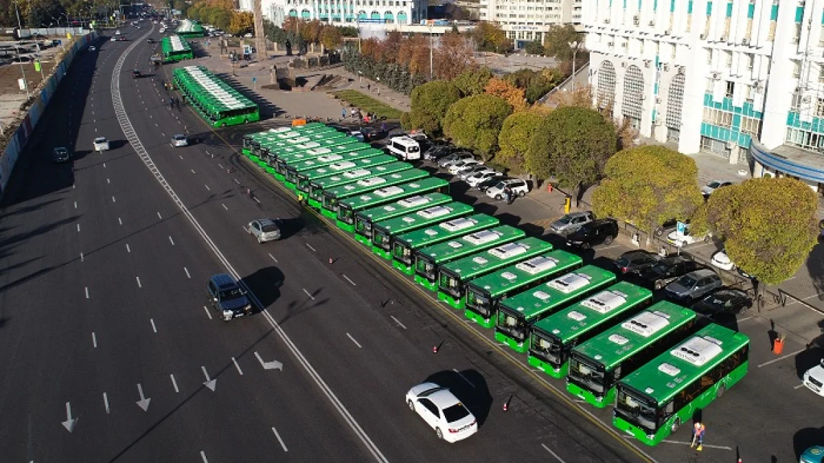 200 новых автобусов прибыли в Алматы