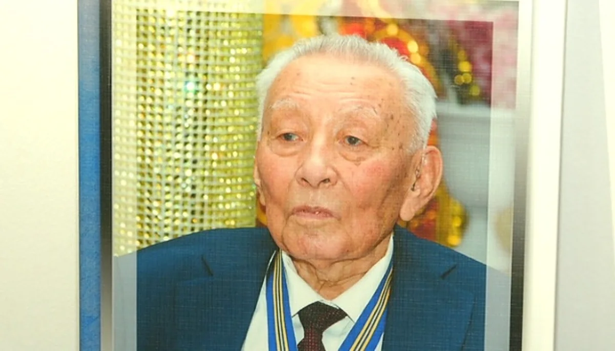 Елбасының алғашқы ұстазы Сейітхан Исаев дүниеден өтті