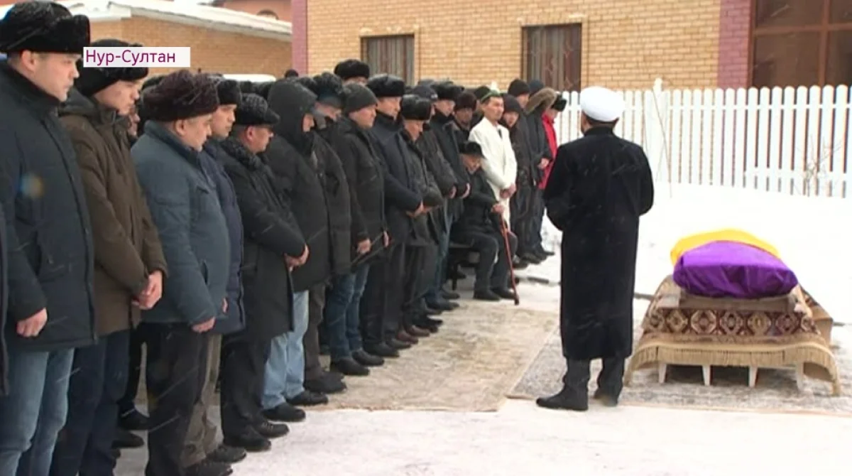 Ұшақ апатынан қаза тапқан дәрігер Арман Исина Нұр-Сұлтанда жерленді