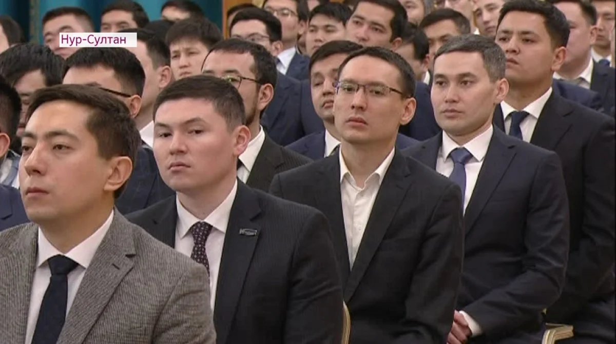 Президенттік кадр резервіне енген 100 үміткер мемлекеттік қызметке тағайындалмақ