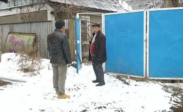 В Алматы многодетная семья оралмана может остаться без крыши над головой