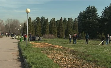 В Алматы прошел общегородской субботник