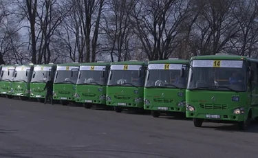 50 новых автобусов начнут курсировать между пригородом и Алматы
