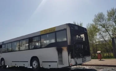 Пассажирский автобус горел в  Нур-Султане