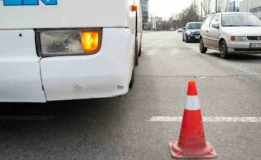 "Пытался спасти сына": мужчина погиб под колесами автобуса в Кызылорде (видео)