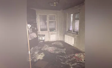 Пожар в пятиэтажке в Петропавловске: погибла женщина, спасены 15 взрослых и 10 детей 