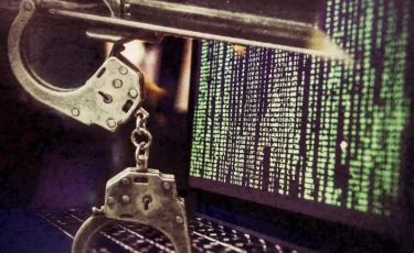 Двое мужчин привлечены к ответственности за призывы к беспорядкам и насилию
