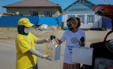 Жителям Атырау бесплатно раздают лекарства на сумму 30 миллионов тенге