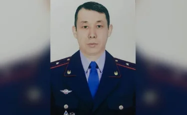 Токаев наградил полицейского орденом «Айбын» за поимку педофила