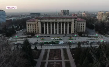 Праздничное настроение, несмотря на карантин - в Алматы появились декорации к Наурызу 
