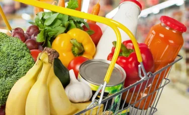 Продукты питания и лекарства: все торговые сети Алматы обеспечены поставками