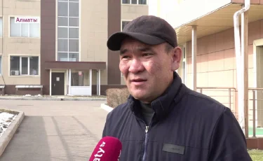 "Я сам буду воспитывать сына" - отец Танирбергена приехал в больницу 