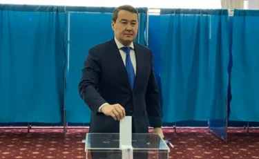 Премьер-министр Смаилов проголосовал на референдуме