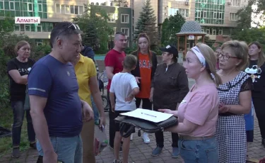 Не справился с работой: жители элитного ЖК в Алматы пожаловались на главу ОСИ