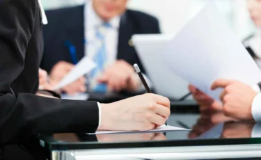 День государственного служащего отмечается в Казахстане 23 июня