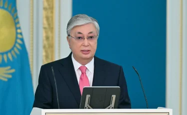 Президент публично подписал ряд законов