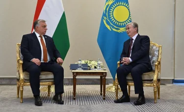 Токаев провел встречу с премьер-министром Венгрии Виктором Орбаном