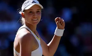 Все выше и выше: Елена Рыбакина вошла в топ-3 мирового рейтинга WTA