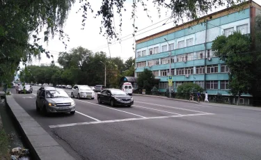 В Алматы продолжается средний ремонт по улице Шаляпина