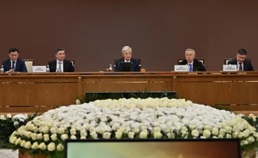 Глава государства встретился с представителями бизнеса