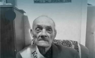 Не дожил до Дня Победы: В Кокшетау простились с последним ветераном ВОВ