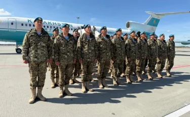 Жеңіс күні: Қазақстан десантшылары парадқа қатысу үшін Мәскеуге барды