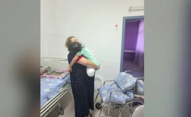 ДТП с автобусом в Астане: девочка, лишившаяся ног, будет получать пособие по инвалидности