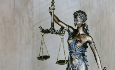 Как юридически защитить ребенка от буллинга в Казахстане