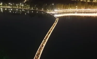 На Сайране открыли понтонный мост: новое место для прогулок и фотосессий в Алматы