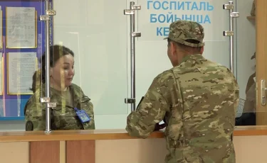 Биіктен секіріп кеткен сарбаздың денсаулығына қатысты жаңа ақпарат жарияланды