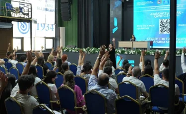 Число иностранных студентов в Алматы стабильно растет