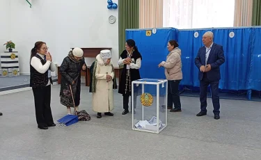 Алматының 101 жастағы тұрғыны референдумда дауыс берді