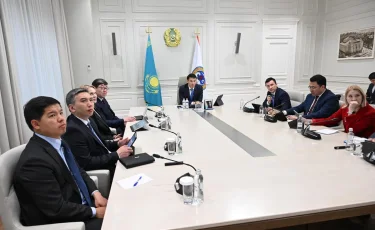 Аким Алматы провел совещание по вопросам развития коммунальных ярмарок