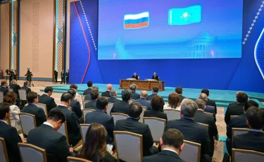 Президенты Казахстана и России провели брифинг для представителей СМИ