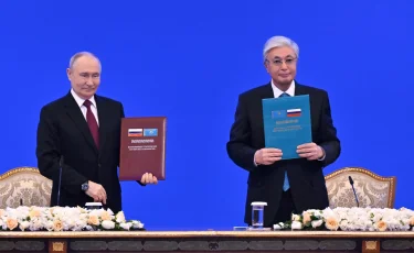 Президенты Казахстана и России приняли Совместное заявление о семи основах дружбы и добрососедства народов двух стран