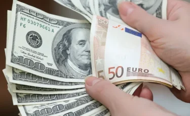 Курс валют в обменниках Алматы и Астаны 5 июня