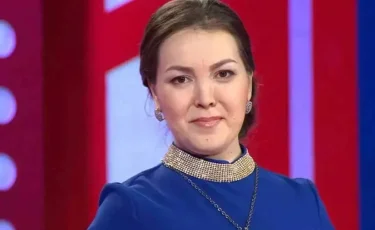 Актриса Жұлдызай Дүйсенбиева он екі жылдан кейін күйеуін көрсетті