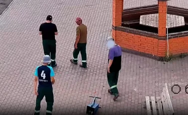 Республикалық жол – қоқыс төгетін орын емес: мамандар тұрғындарды экологиялық мәдениетті сақтауға шақырады
