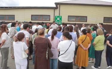 Атырауда ірі сауда орнының жұмысшылары жалақысын ала алмай отыр