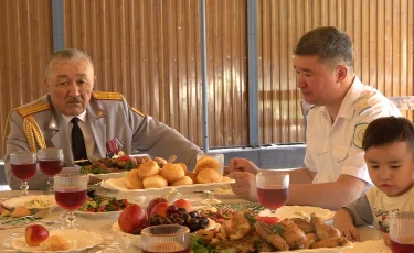 Халық сенімі және темірдей тәртіп: Атантаевтар отбасы полиция қызметіндегі ұрпақтар сабақтастығын көрсетті