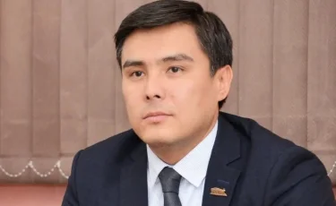 Мақсат Жақау: «Жаңартылған Конституция – Қазақстанның қазіргі замандағы сын-қатерге берген жауабы»