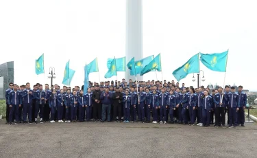 Алматыда жаңа Конституцияның күшіне енуіне орай Ту көтеру рәсімі өтті