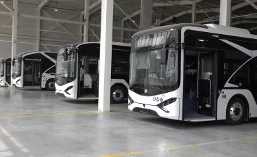 Алматыда жасалған электрлі автобустар Еуропаға жөнелтілді