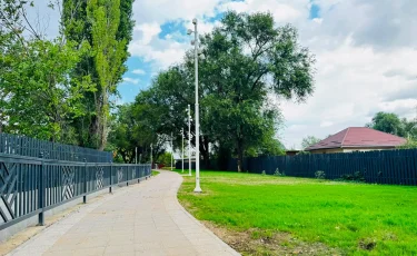 Алматыда Тастыбұлақ өзенінің жағалауы көріктендіріледі