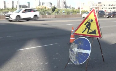 В Алматы временно ограничат движение на участке улицы Толе би