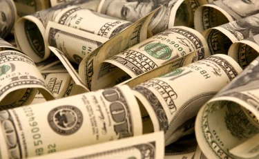 Новый поворот: что происходит с долларом в Казахстане