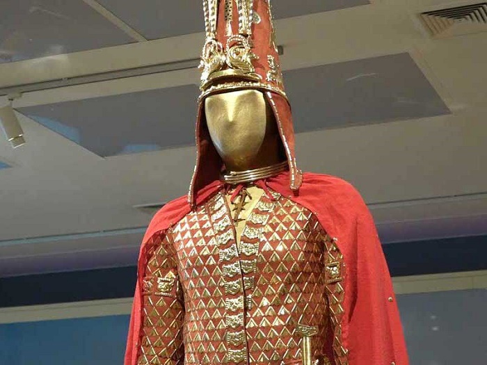 Алтын адам